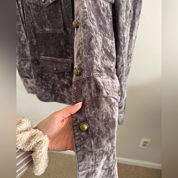 Anthropologie velvet utility shirt jacket size medium‎ - Picture 8 of 9